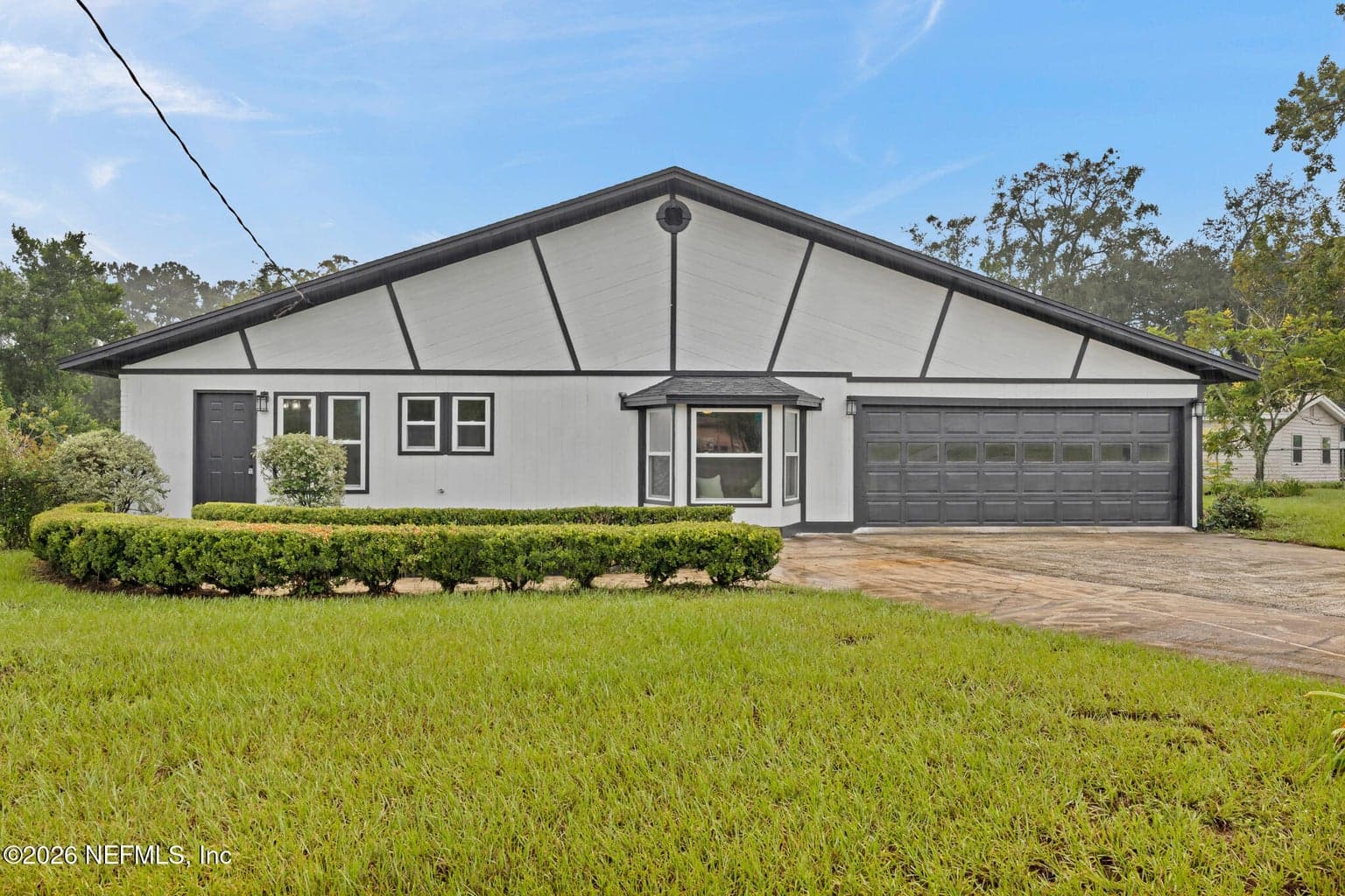 907 CREST Drive E, Jacksonville, FL 32221