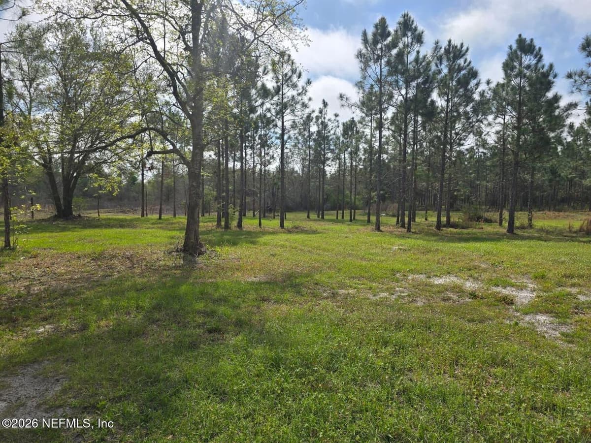 428 SE MIDWAY ESTS Street, Lee, FL 32059, Lee, FL - photo 2