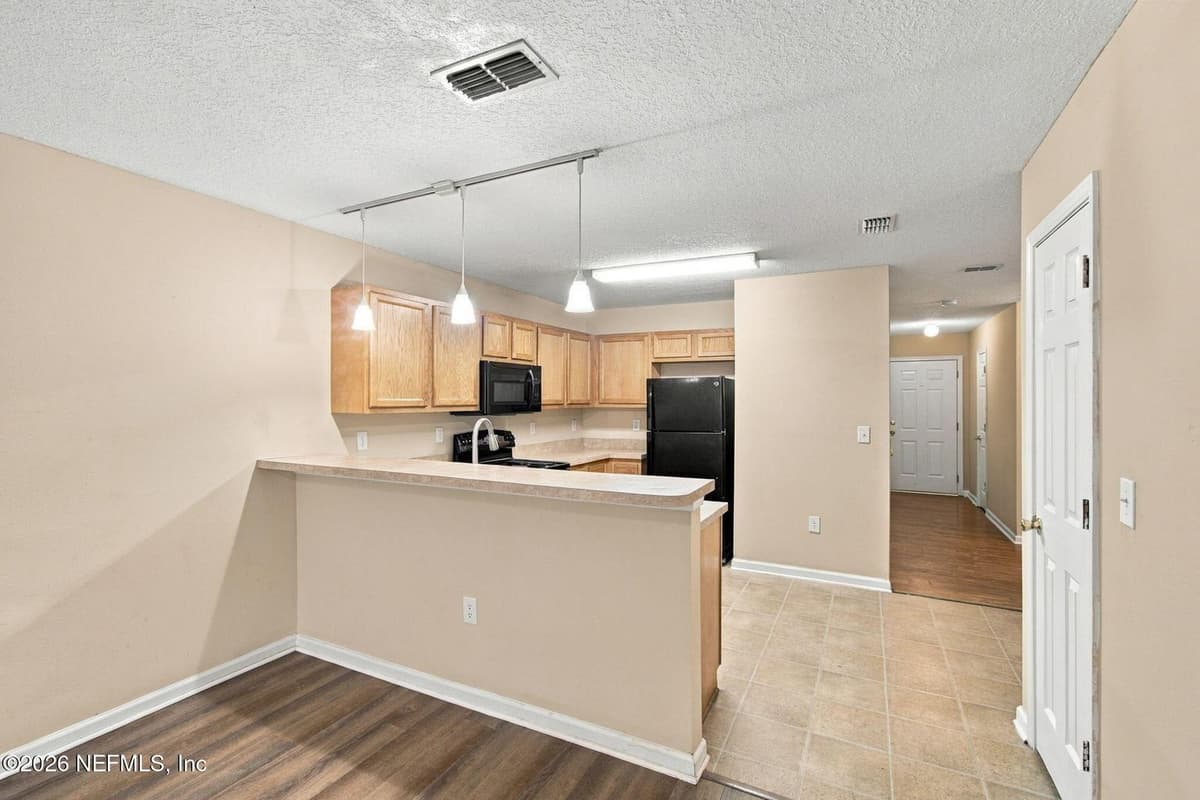 8409 ODEN Avenue, Jacksonville, FL 32216, Jacksonville, FL - photo 2