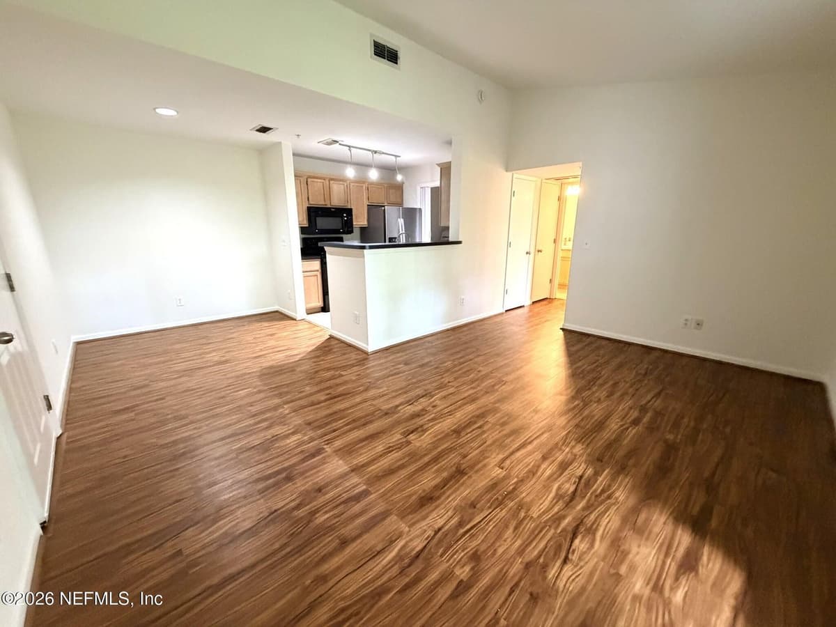 7701 TIMBERLIN PARK Boulevard 236, Jacksonville, FL 32256, Jacksonville, FL - photo 2