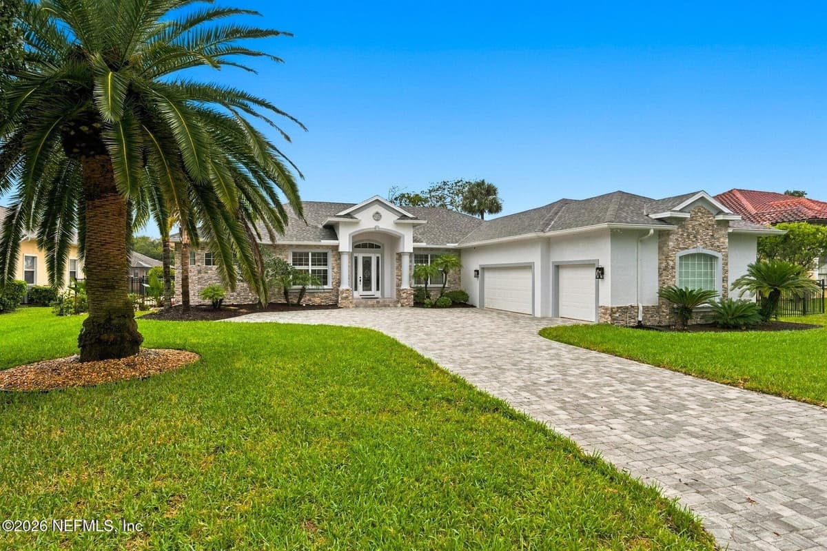 24 OLD OAK Drive S, Palm Coast, FL 32137, Palm Coast, FL - photo 2