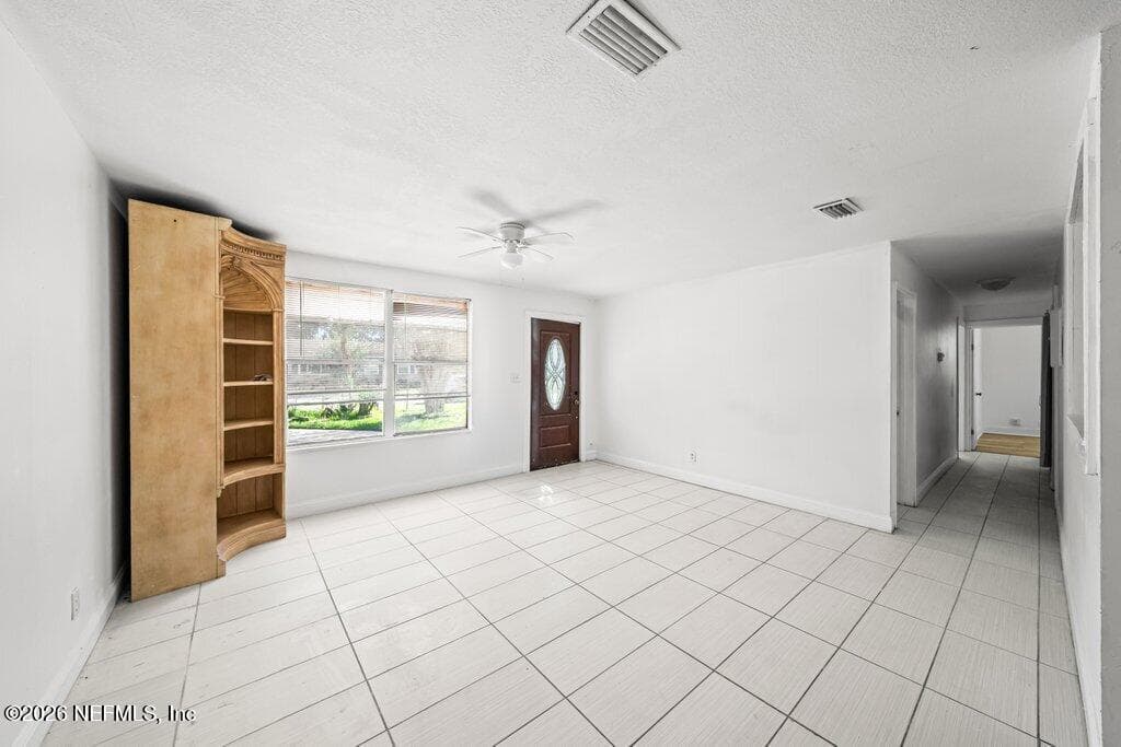 101 N HIGHLAND Avenue, Green Cove Springs, FL 32043, Green Cove Springs, FL - photo 3