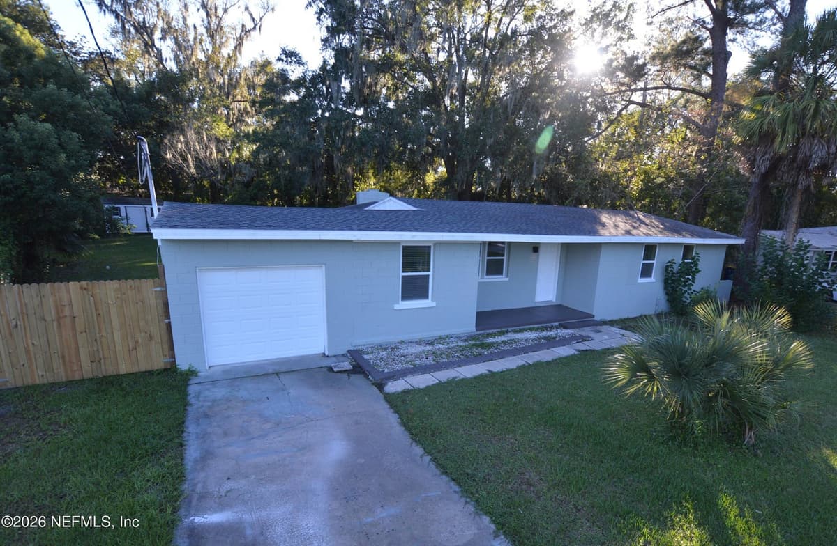 1516 RIBAULT SCENIC Drive, Jacksonville, FL 32208, Jacksonville, FL - photo 2