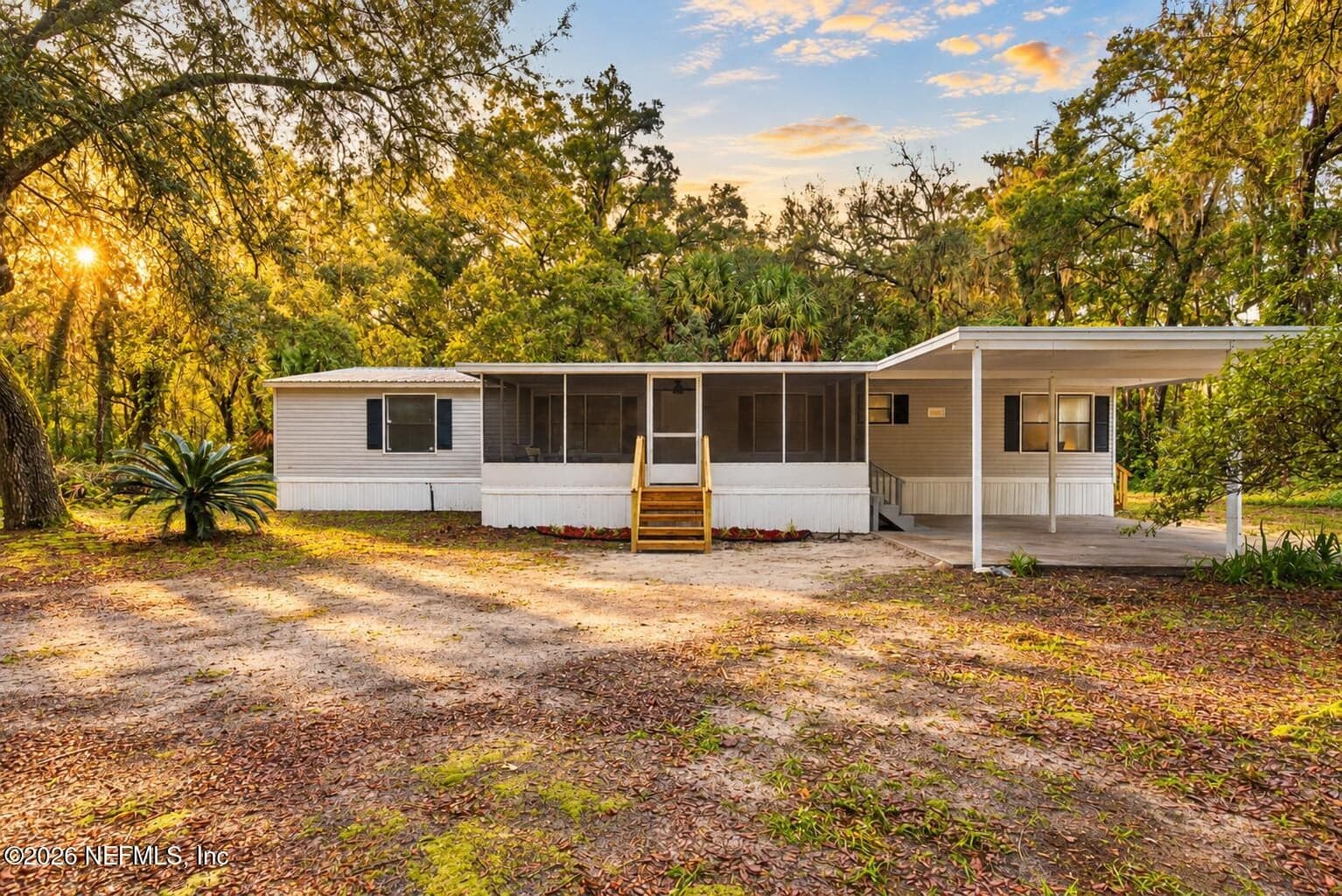 300 E KANSAS Street, Florahome, FL 32140