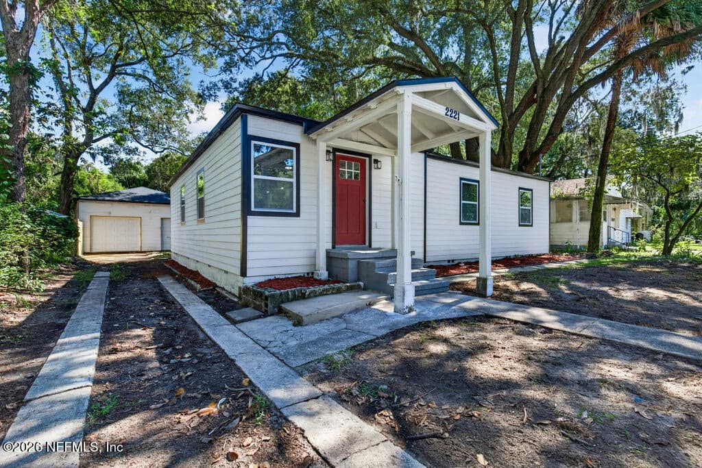 2221 E HOME PARK Circle, Jacksonville, FL 32207