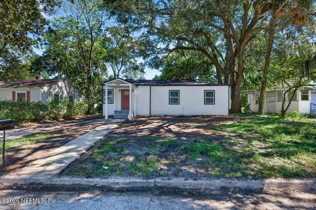 2221 E HOME PARK Circle, Jacksonville, FL 32207, Jacksonville, FL - photo 2