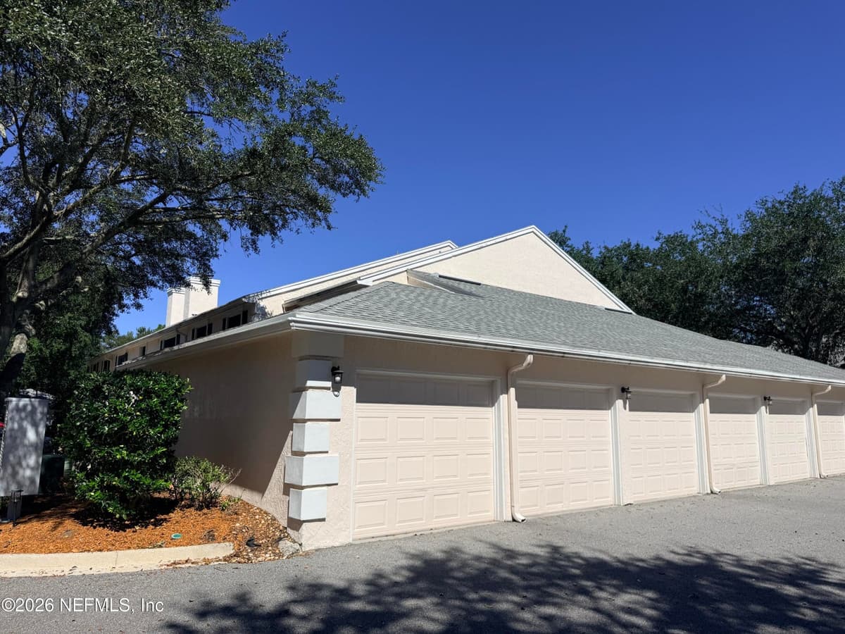 13715 RICHMOND PARK Drive N 502, Jacksonville, FL 32224, Jacksonville, FL - photo 2