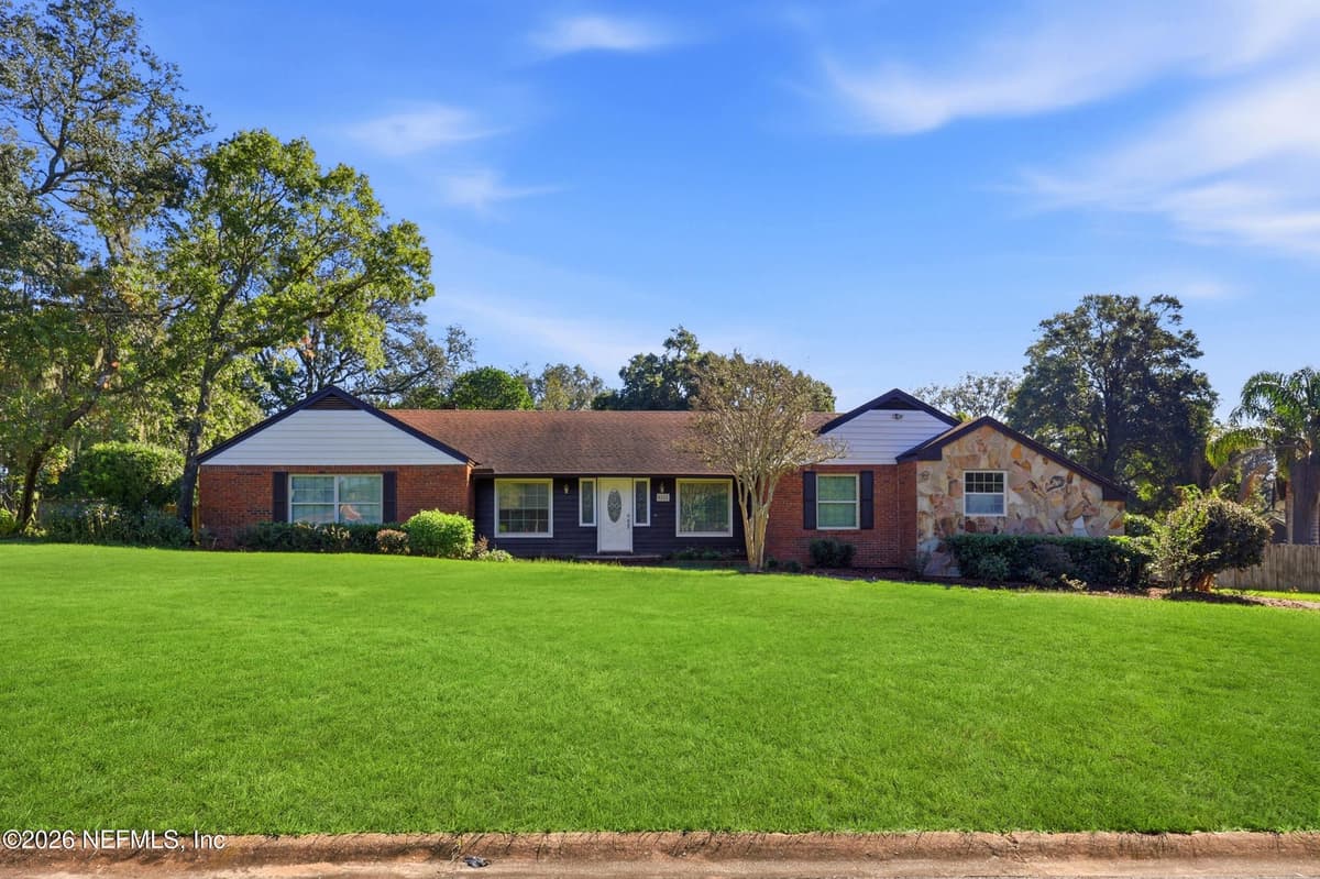 6311 WHISPERING OAKS Drive W, Jacksonville, FL 32277, Jacksonville, FL - photo 2