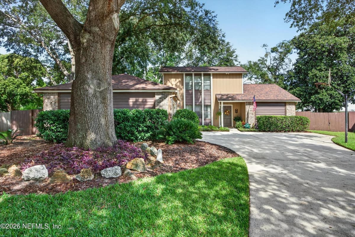 8565 ECHORIDGE Court, Jacksonville, FL 32244, Jacksonville, FL - photo 2