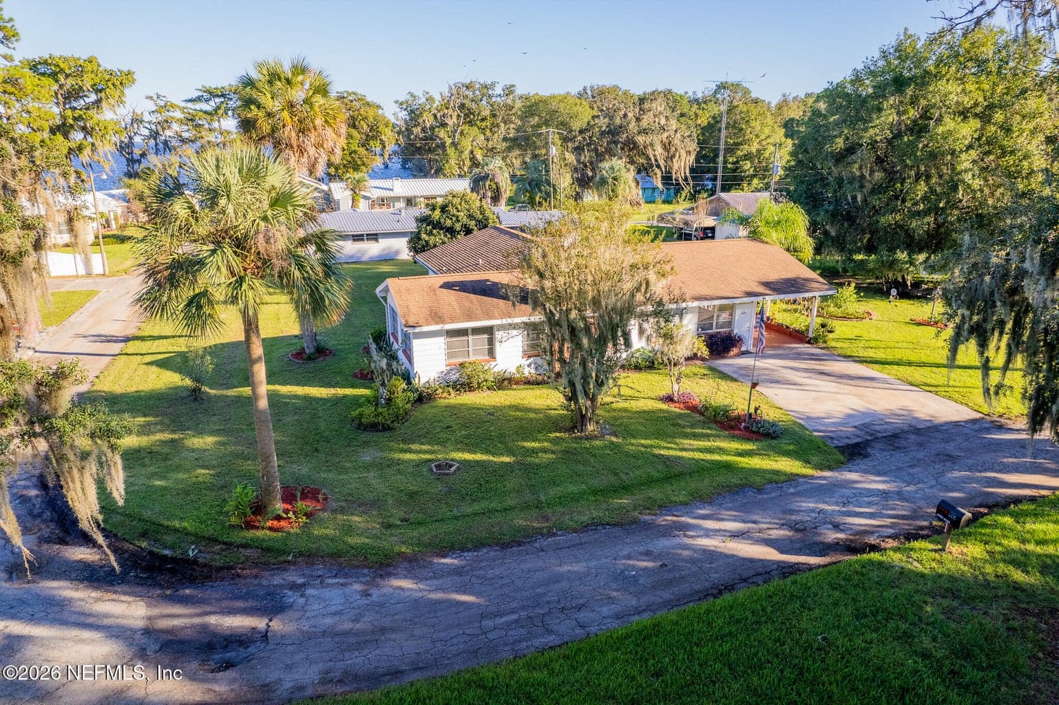 105 PARADISE Circle, Crescent City, FL 32112