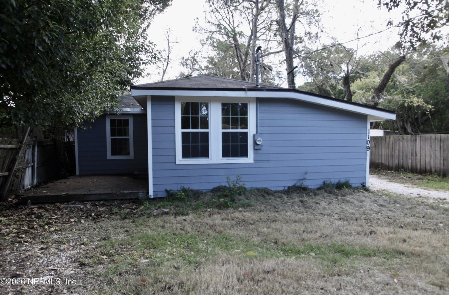 1109 LAKE SHORE, Jacksonville, FL 32205