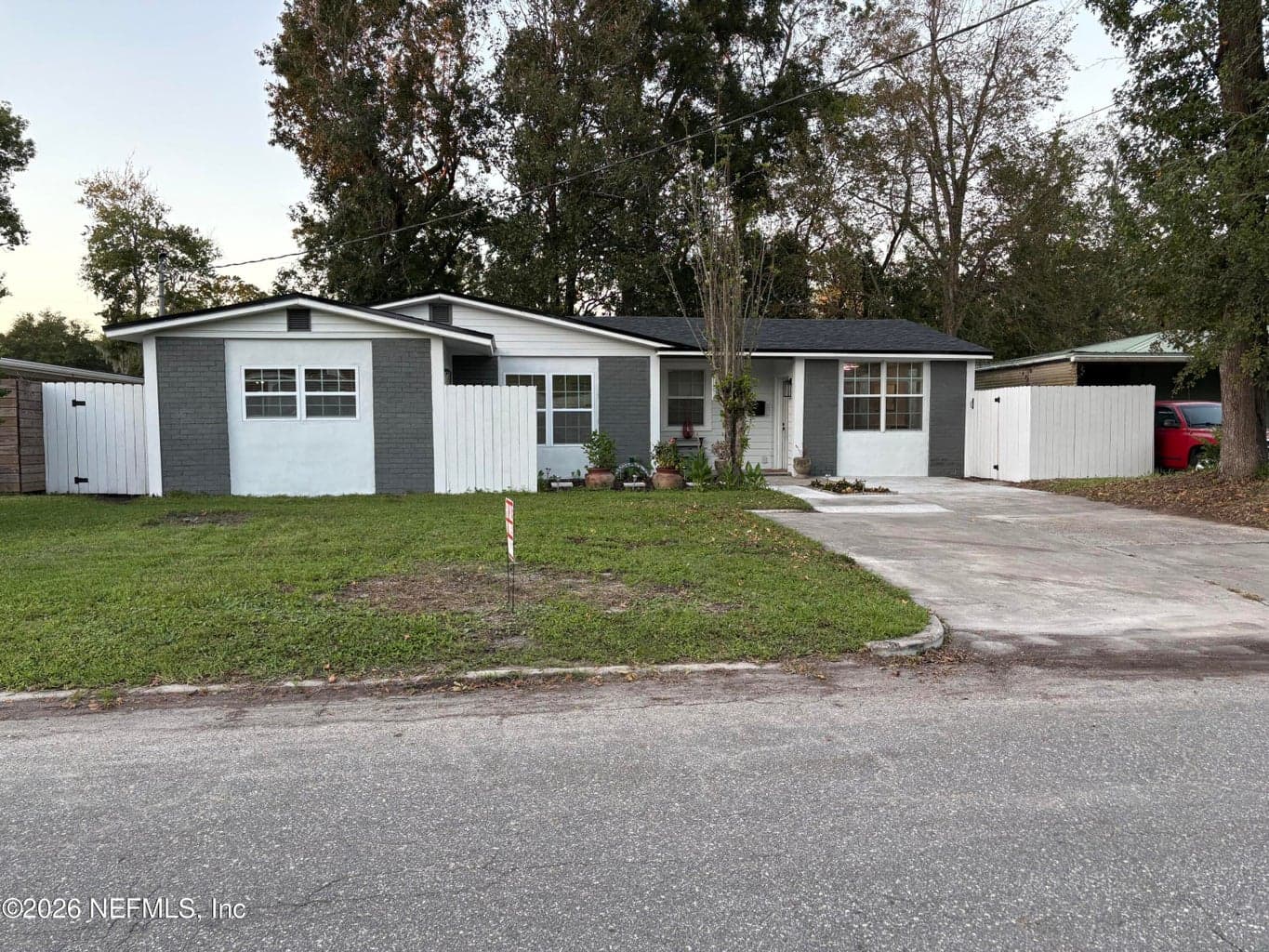 5345 WOODCREST Road, Jacksonville, FL 32205