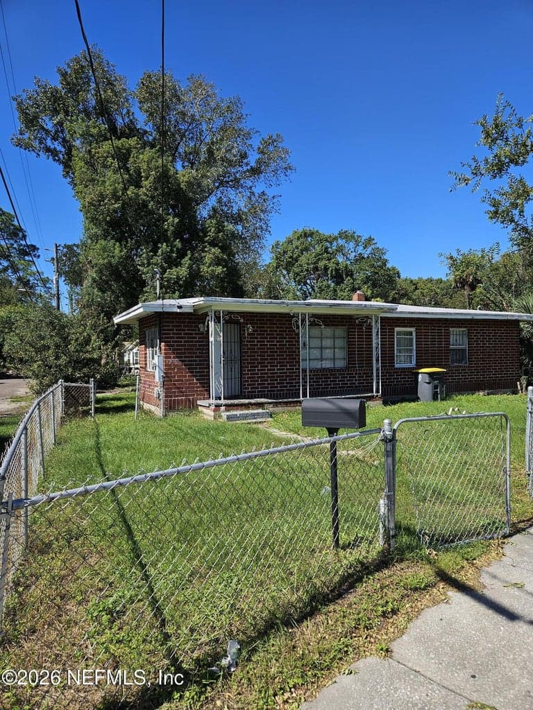 1746 SPIRES Avenue, Jacksonville, FL 32209, Jacksonville, FL - photo 2