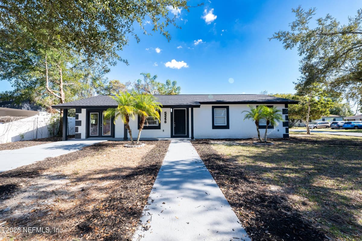 5248 KING Street, Zephyrhills, FL 33542, Zephyrhills, FL - photo 3