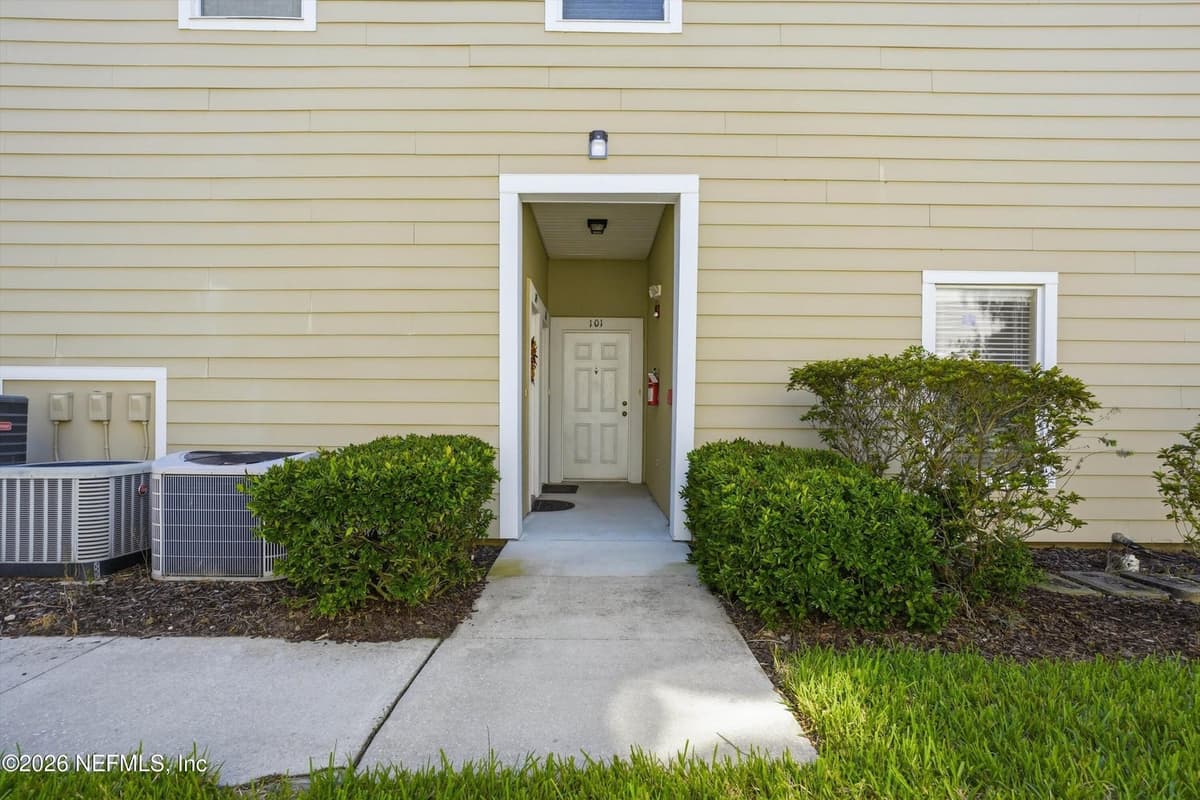 7054 SNOWY CANYON Drive 106, Jacksonville, FL 32256, Jacksonville, FL - photo 3