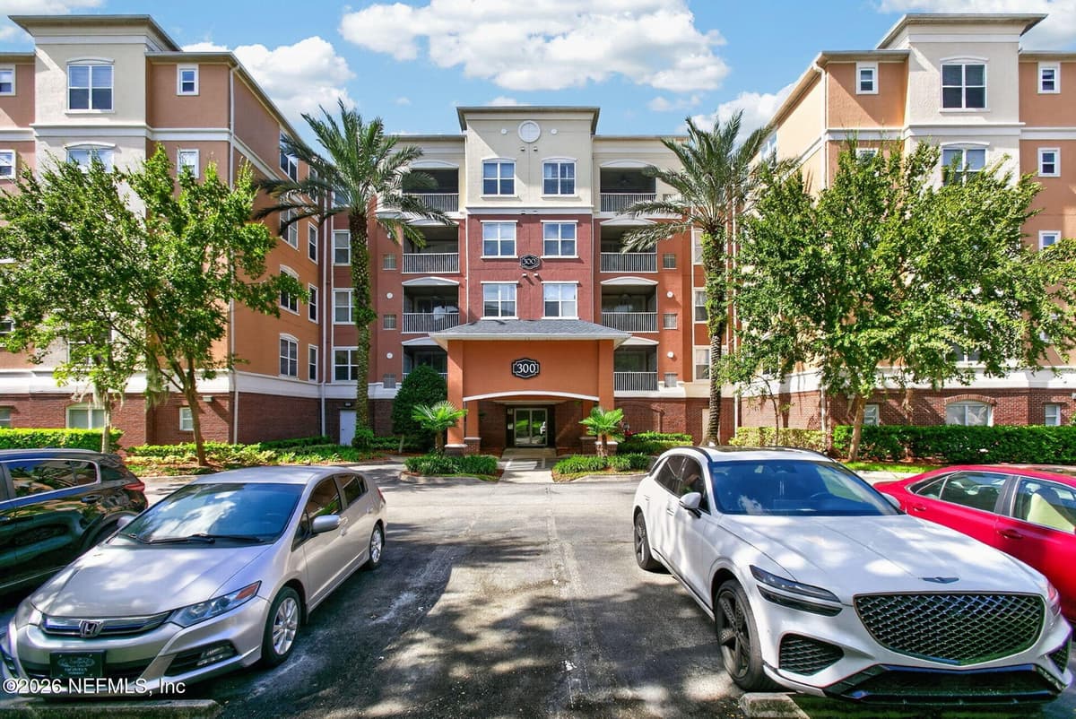 4480 DEERWOOD LAKE Parkway 332, Jacksonville, FL 32216, Jacksonville, FL - photo 2