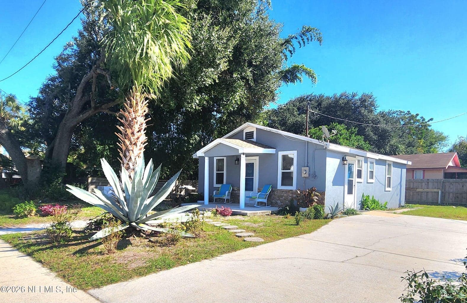 536 S 2ND Avenue, Jacksonville Beach, FL 32250