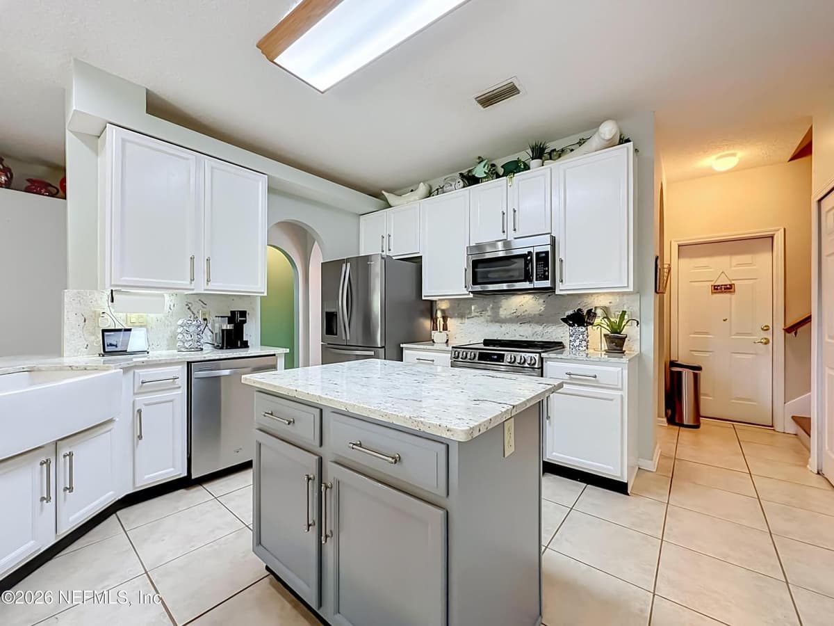 4585 CAPE ELIZABETH Court E, Jacksonville, FL 32277, Jacksonville, FL - photo 3