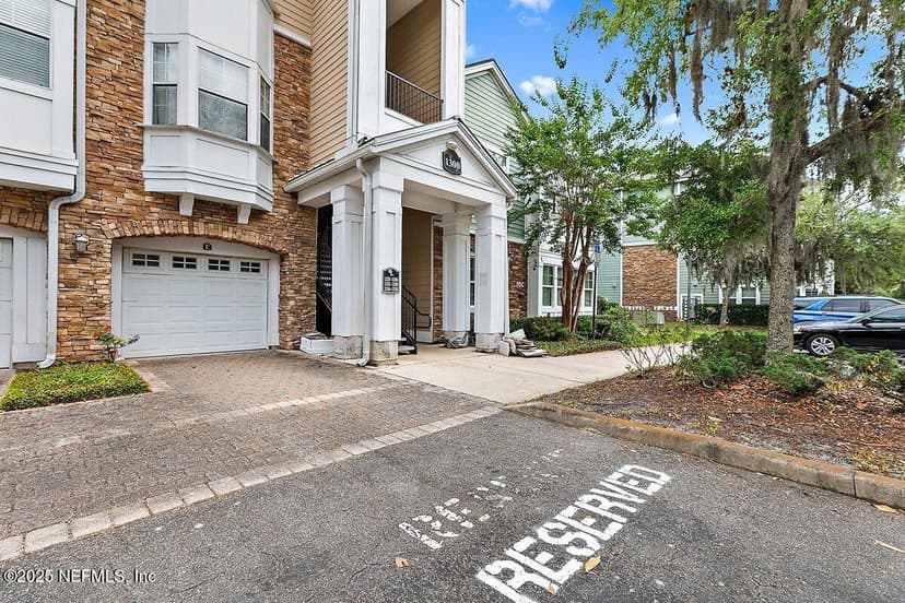 8550 TOUCHTON Road 1318, Jacksonville, FL 32216