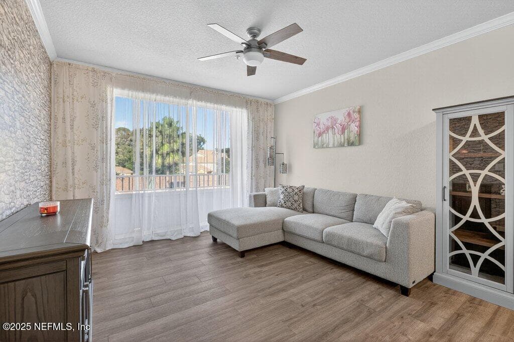 8539 GATE Parkway W 9325, Jacksonville, FL 32216