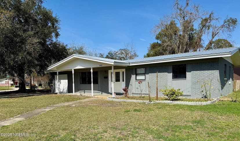 5445 GLORIANNE Drive, Jacksonville, FL 32207