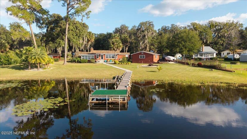802 LEMON Avenue, Crescent City, FL 32112