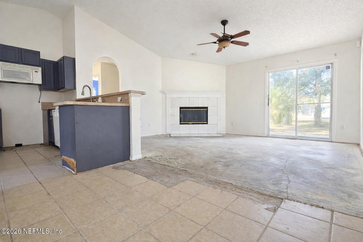 735 CHESTNUT OAK Drive, Jacksonville, FL 32218, Jacksonville, FL - photo 3
