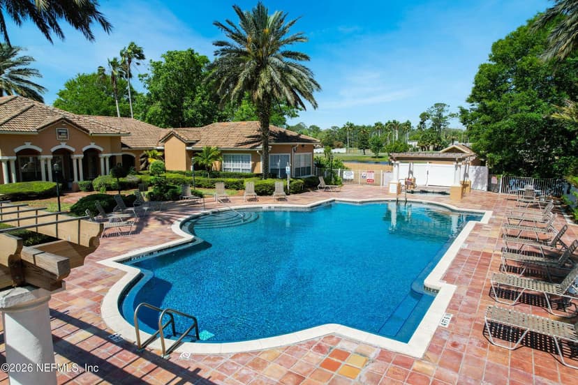 615 FAIRWAY Drive 202, St. Augustine, FL 32084