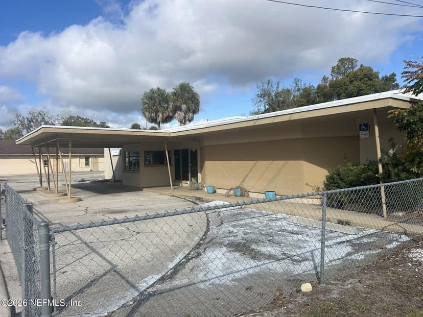 1210 ST JOHNS Avenue, Palatka, FL 32177