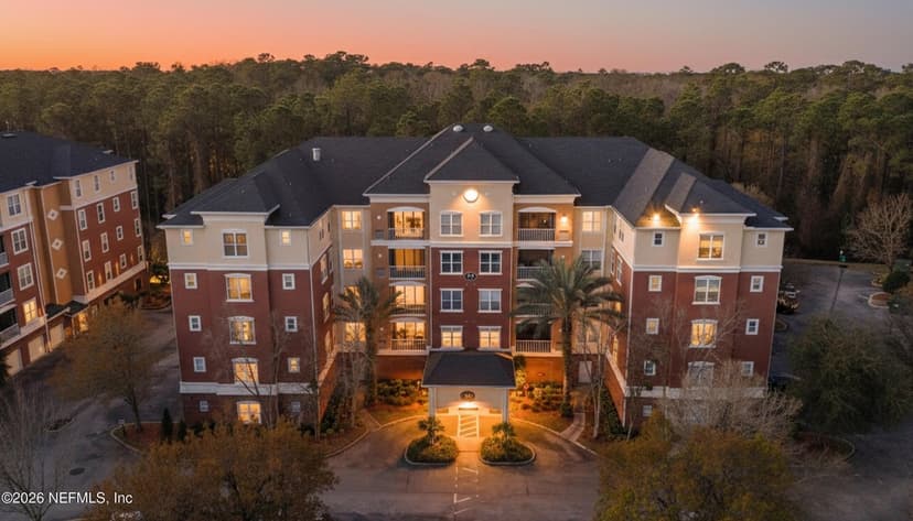 4480 DEERWOOD LAKE Parkway 236, Jacksonville, FL 32216