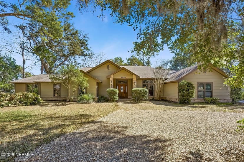 97146 PIRATES POINT Road, Yulee, FL 32097