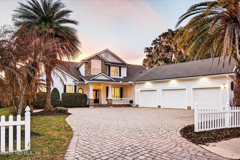1855 MOORINGS Circle, Middleburg, FL 32068