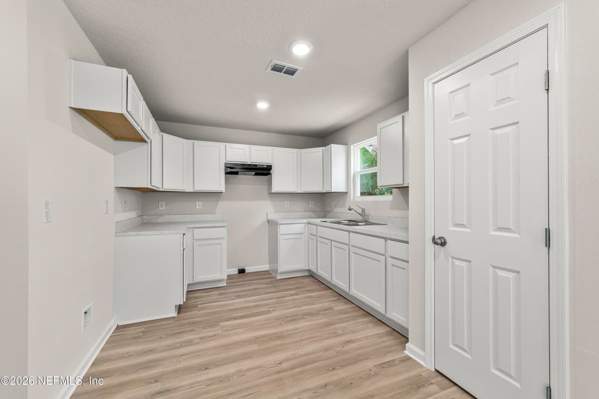 5704 BENEDICT Road, Jacksonville, FL 32209, Jacksonville, FL - photo 3