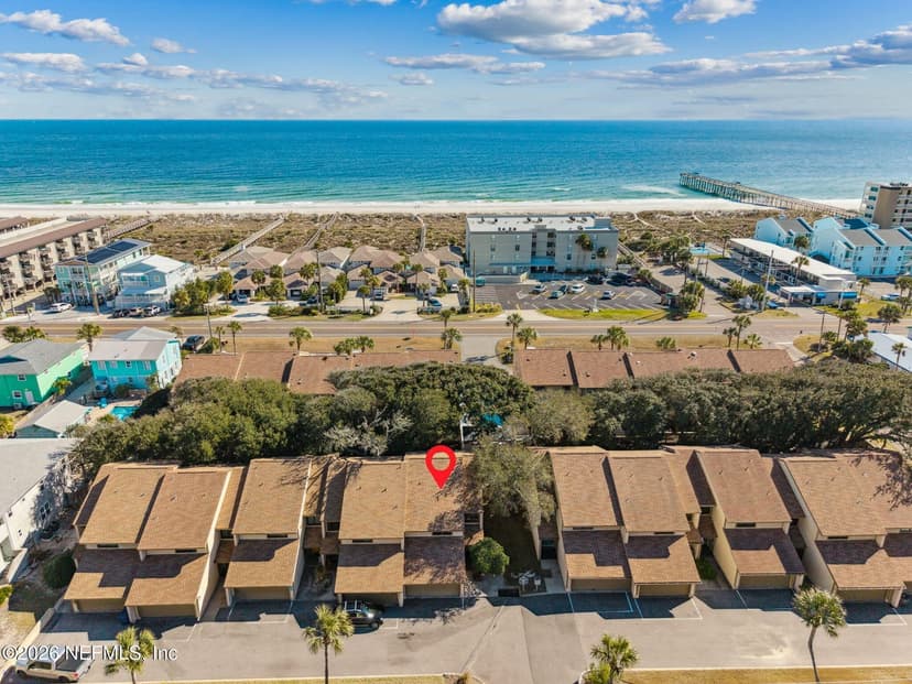 3165 1ST Avenue 15, Fernandina Beach, FL 32034