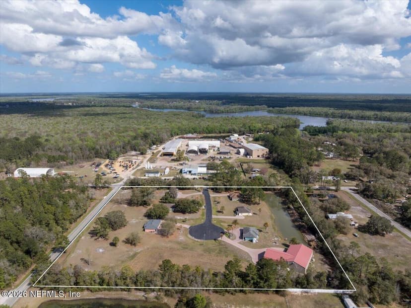 100 PILOTHOUSE Court, Palatka, FL 32177