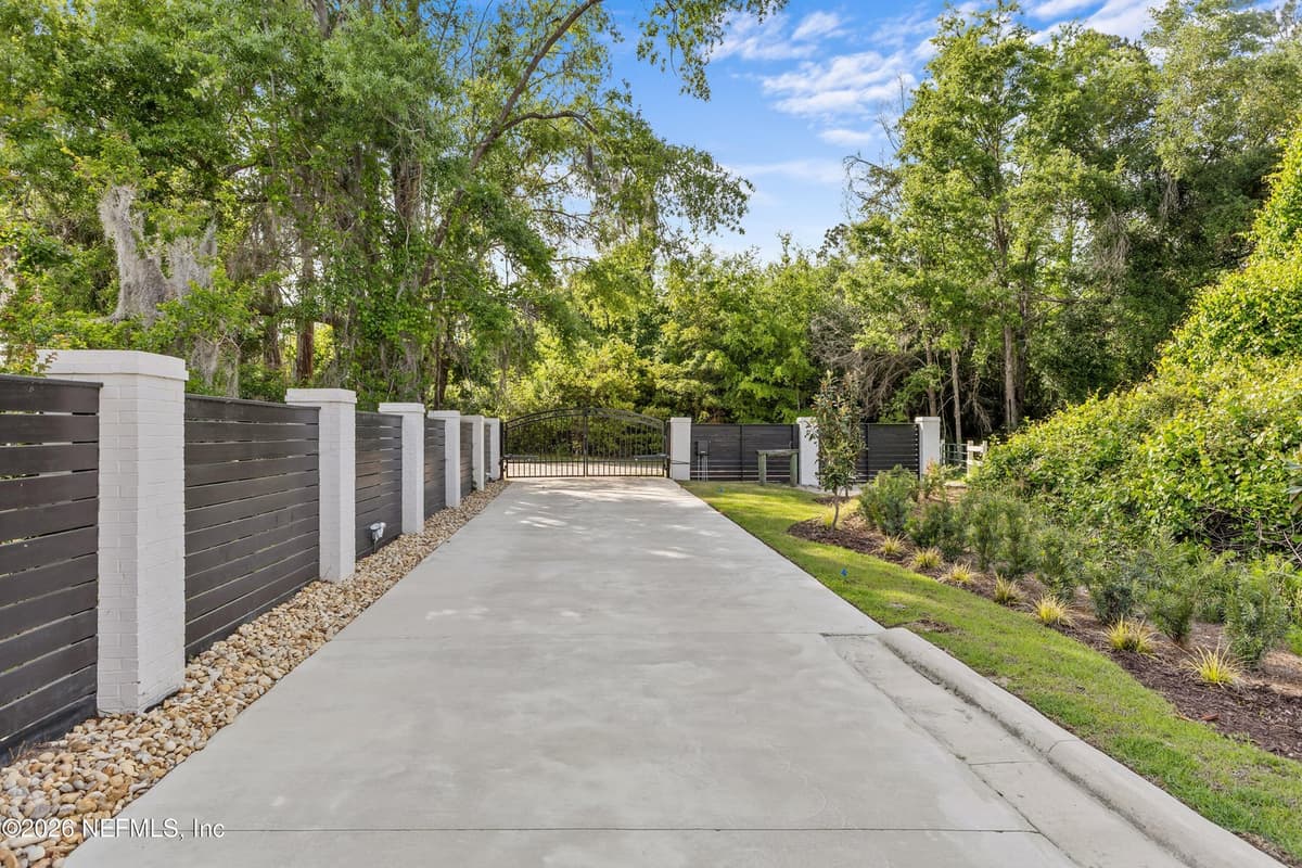 300 NW TALQUIN Court, Jennings, FL 32053, Jennings, FL - photo 2
