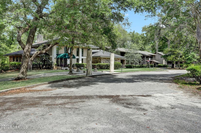 2954 RAVINES Road, Middleburg, FL 32068