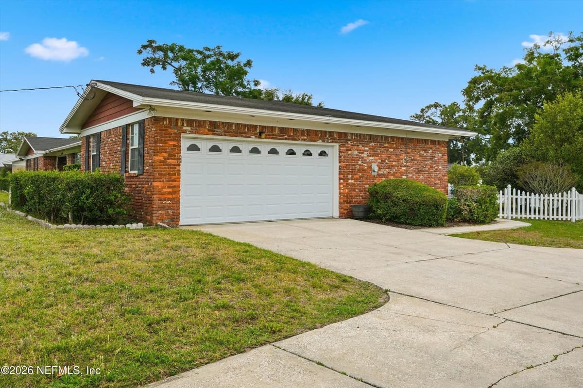 1884 PARKCREST Drive, Jacksonville, FL 32211, Jacksonville, FL - photo 3