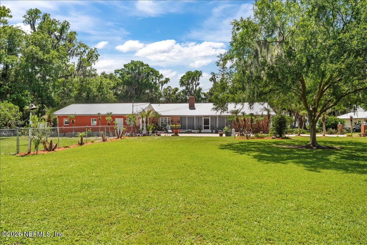 117 ST JOHNS FISHING LODGE Road, Crescent City, FL 32112, Crescent City, FL - photo 2