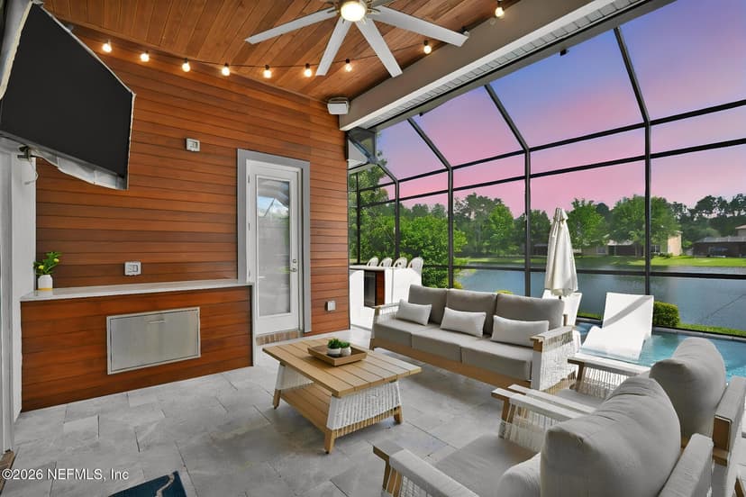 121 CHATSWORTH Drive, St. Johns, FL 32259
