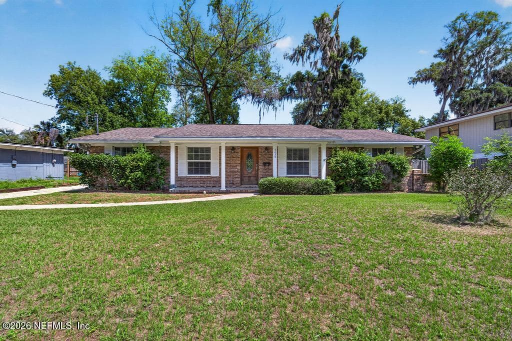 5439 CONTINA Avenue, Jacksonville, FL 32277, Jacksonville, FL - photo 2