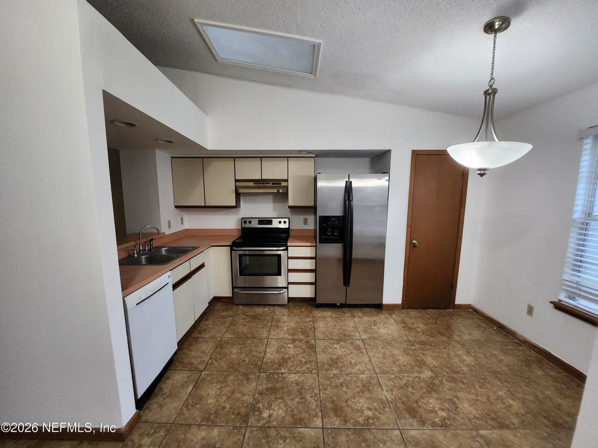 8048 VIRGO Street, Jacksonville, FL 32216, Jacksonville, FL - photo 3
