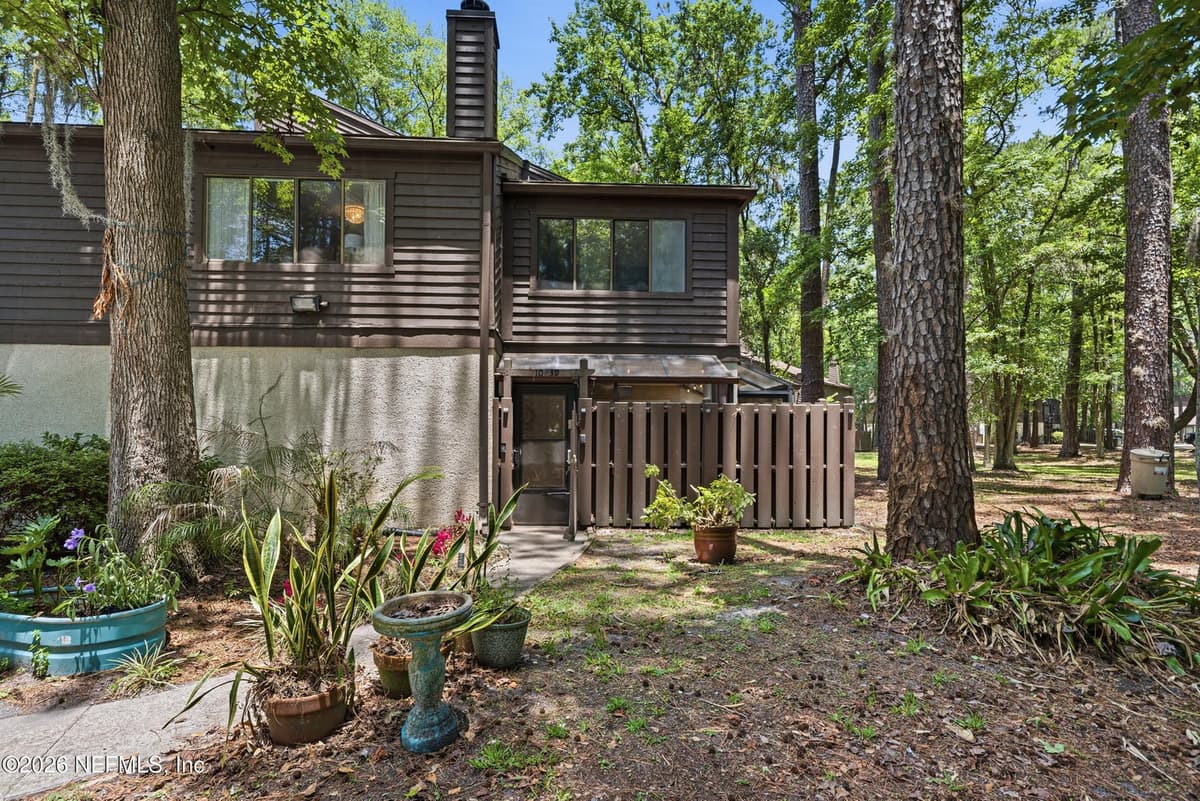 10439 BIGTREE Circle W, Jacksonville, FL 32257, Jacksonville, FL - photo 2
