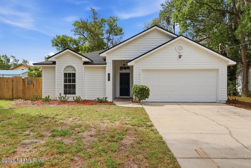 809 BAY Street, Green Cove Springs, FL 32043, Green Cove Springs, FL - photo 1