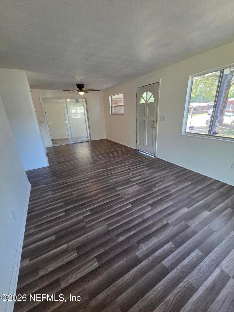 4245 MCDANIEL Drive, Jacksonville, FL 32209, Jacksonville, FL - photo 2