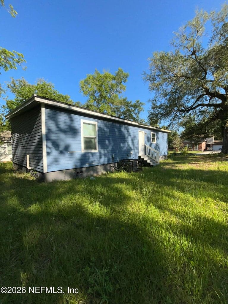 2017 TALLADEGA Road, Jacksonville, FL 32209, Jacksonville, FL - photo 3