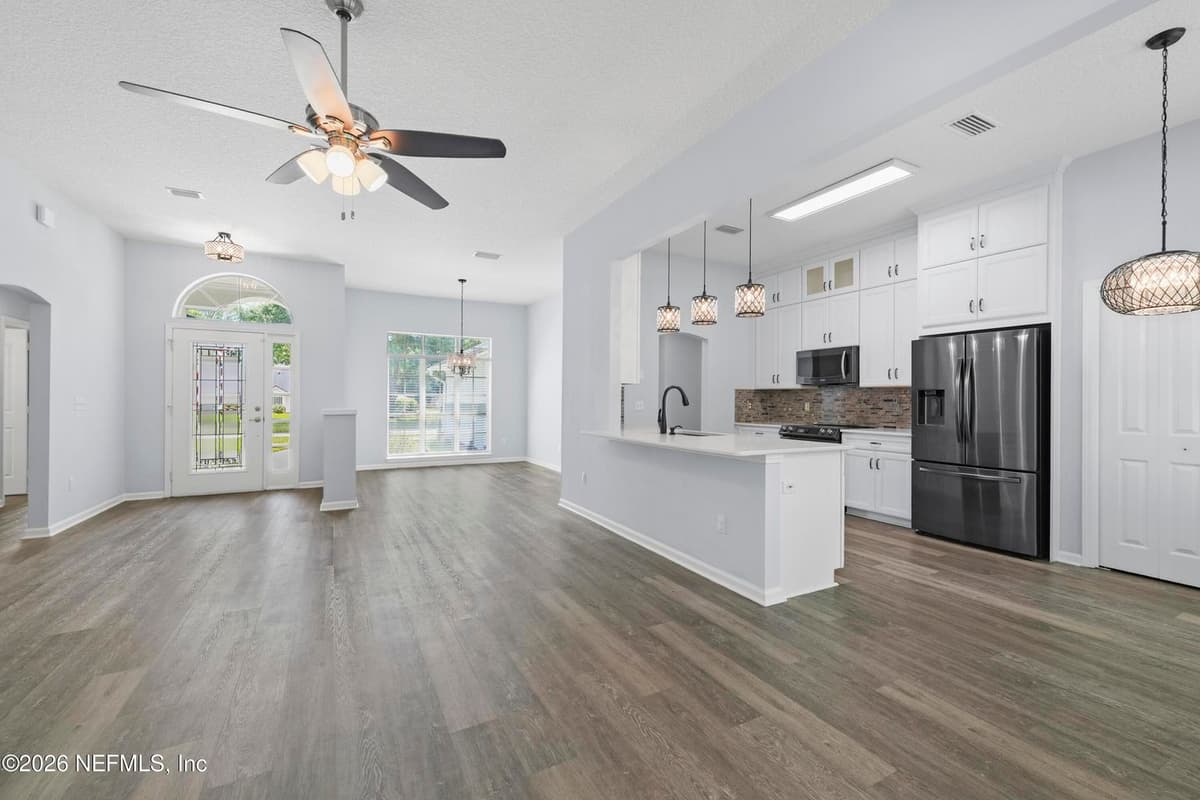 2154 SOFTWIND Trail W, Jacksonville, FL 32224, Jacksonville, FL - photo 2