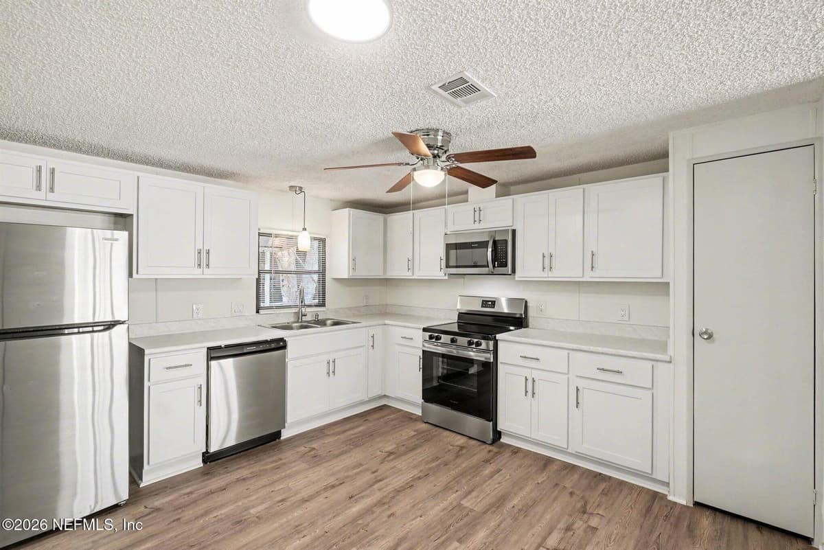 7624 TIMBERWOOD Drive, Jacksonville, FL 32256, Jacksonville, FL - photo 3