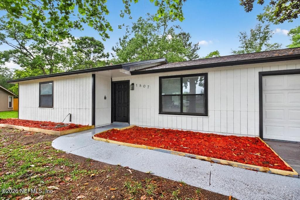1807 SHANNON LAKE Drive, Middleburg, FL 32068, Middleburg, FL - photo 2