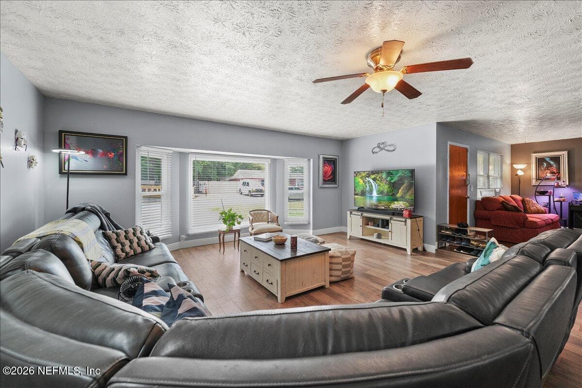 7959 PRAVER Drive E, Jacksonville, FL 32217, Jacksonville, FL - photo 3